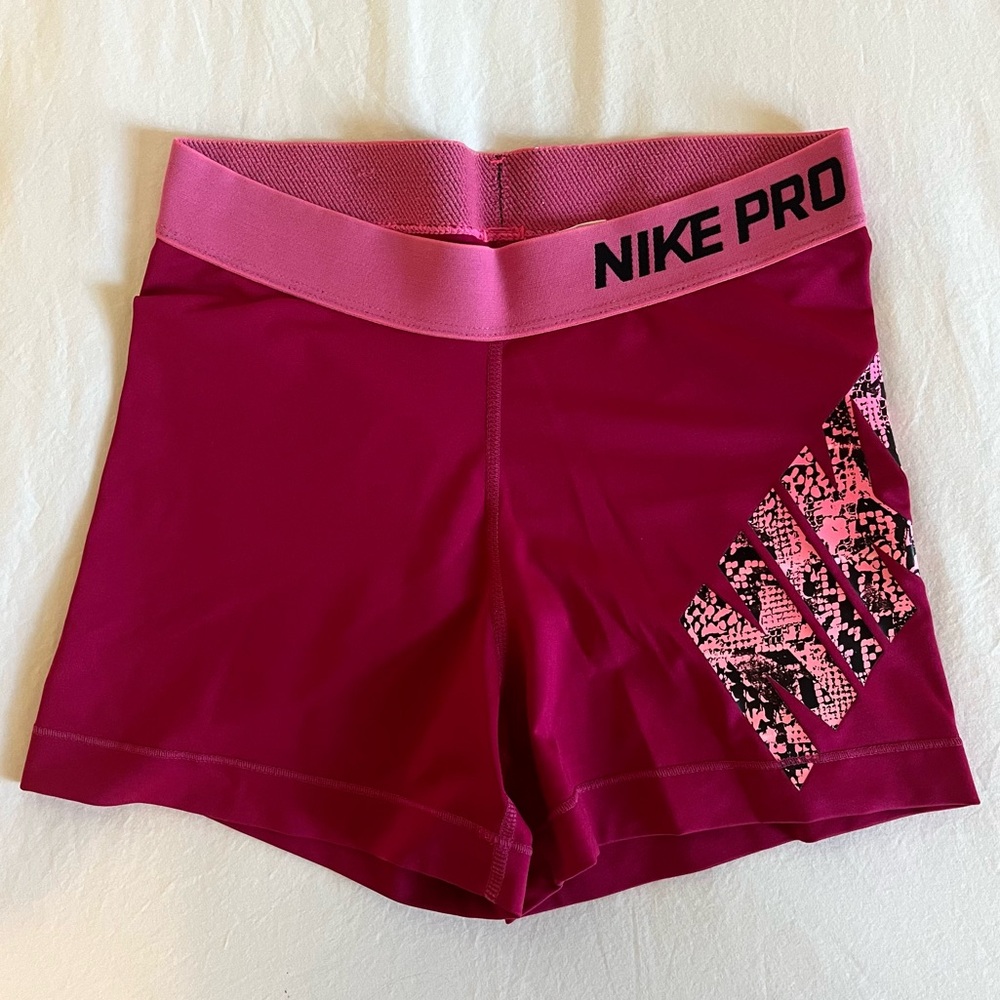 Nike Pro 2.5” Women’s Shorts
